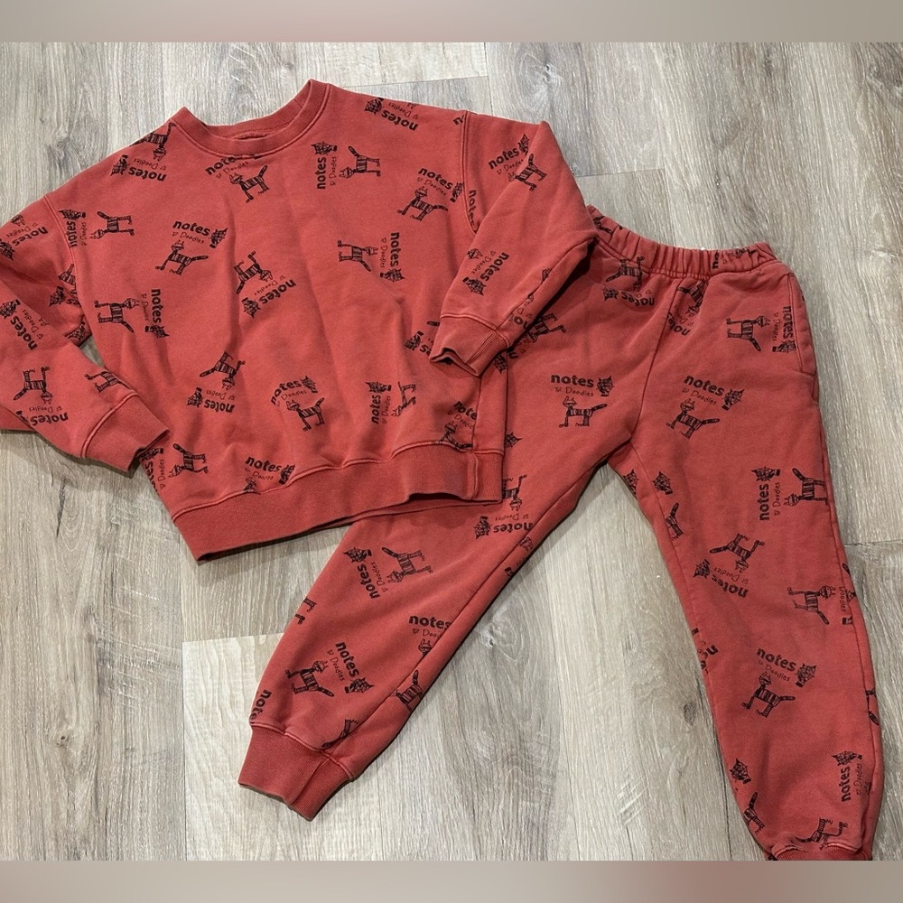 Jelly Mallow Sweatshirt and Joggers Set